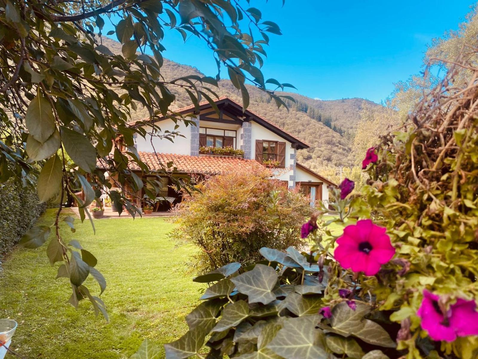 Villa Excepcional Casa El Olivo à Ojedo Extérieur photo